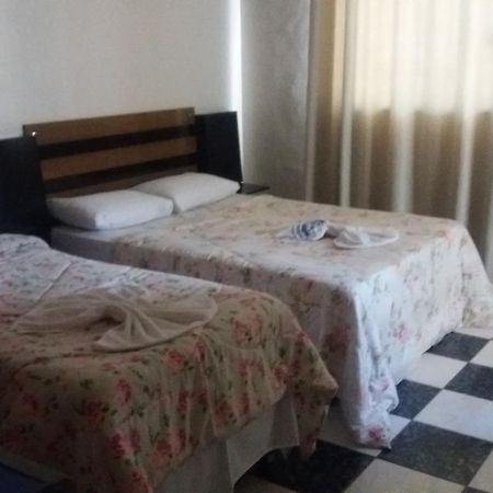 Hotel Elite Luziânia Buitenkant foto