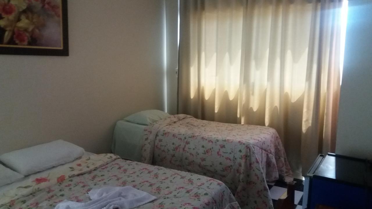 Hotel Elite Luziânia Buitenkant foto